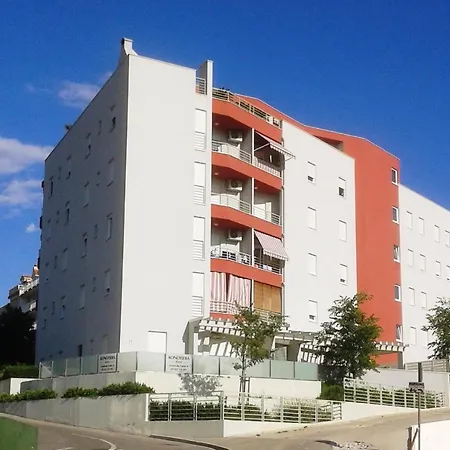 Apartment With Wifi - 12072