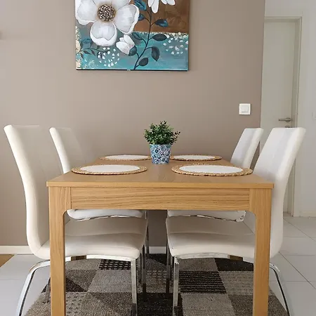 With Wifi - 12072 Lägenhet