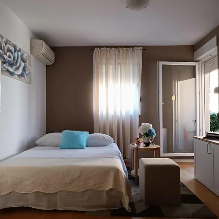 Apartment With Wifi - 12072